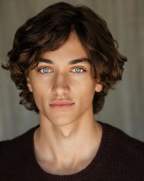 yopepeus:brysmaleidols:Gavin Casalegno - Fresh headshots (by