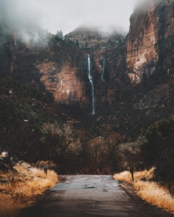 rustic-bones:  Was hoping for a sunny day at Zion but thought