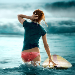 Surfer girls