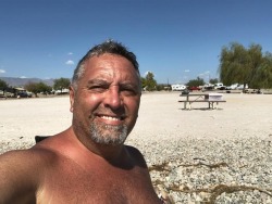 Im not hot.  (at Lake Havasu City, Arizona)