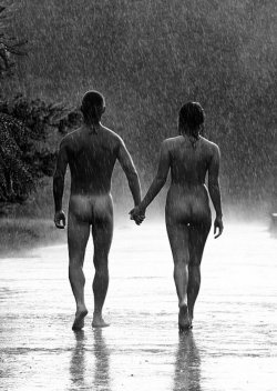 erotic-secrets:  Making love in the summer rain…  