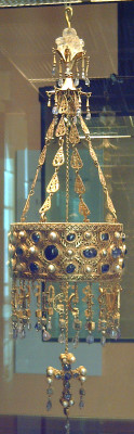 coolartefact:  Votive crown of Visigothic king Reccesvinth, part