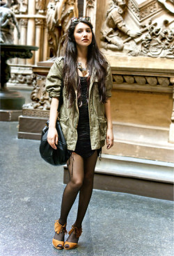 fashion-tights:  Victoria and Albert Museum (by Anoushka P)
