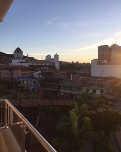 #guatape #pueblo #Colombia #hotelbalconyview #wakeuptothis #endthedaywithagratefulheart