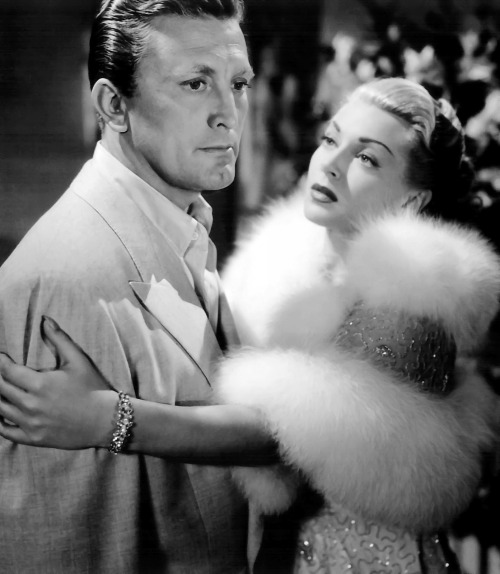 wehadfacesthen:Kirk Douglas and Lana Turner in The Bad and the
