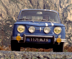 carsthatnevermadeit:  Renault 8 Gordini Rally, taking part in