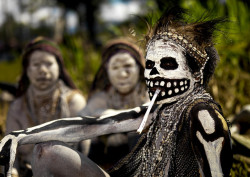 shovelmercenary:  I can feel it in my bones Omo Masalai, Papua