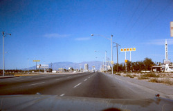 vintagelasvegas: Las Vegas Strip c. 1970. Empty land to the left:
