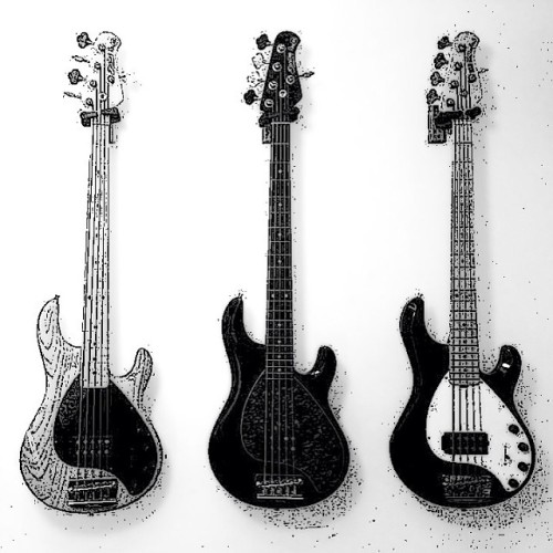 <p>#musicman #bass #guitar #stingray5 #ray35 @ernieballmusicman @sterlingbymm</p>