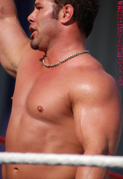 rwfan11:  Tank Toland (INDY)  he’s got a very nice body!