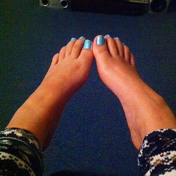 ifeetfetish:  💙 #footfetish #feetfetish #longtoes #feet #footnation