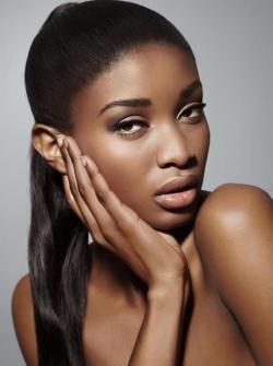 crystal-black-babes:  Natasha Ndlovu - Black Models from South