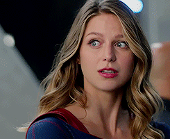reyes-robbie:  #Nervous Alien   Melissa Benoist as Kara Danvers in Supergirl (2015 tv series)