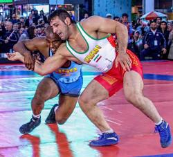 takedownapp:  #wrestling #wrestlers #timessquare #nyc #usa #iran