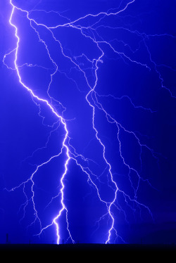 10bullets:  Lightning (by IronRodArt - Royce Bair (“Star Shooter”))