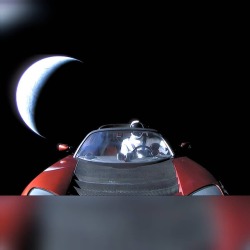 Roadster, Starman, Planet Earth #nasa #apod #spacex #falconheavy