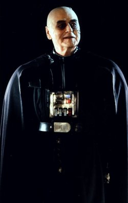 gffa:DARTH VADER - BEHIND THE SCENESft: David Prowse, Sebastian