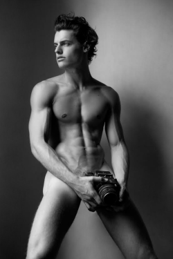 jean-le-photographe:  3motenors:  Dakota Taylor by Sean P. Watters.