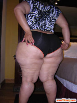 bbwbootycellulite:  Maria Mega Butt