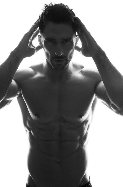 handsomeis:  Ben Noy, British fitness model.