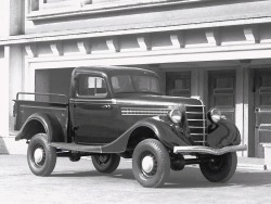 fuckyeahconceptcarz:  1940 GAZ 61-415 