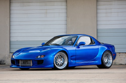 automotive-lust:  RX7