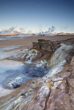 breathtakingdestinations:Hverir - Iceland (by Bill Higham) 