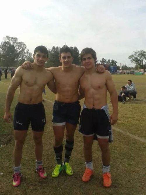 texasfratboy:  total shirtless cuties!