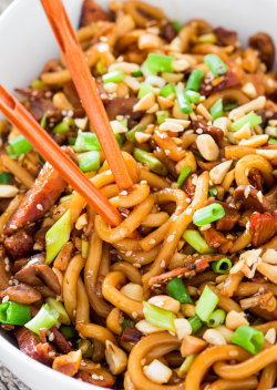 nom-food:  Asian style udon noodles with pork and mushrooms