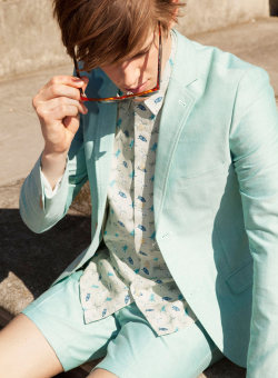 Dress to express, not to impress
