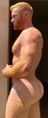 picasoulm-blog: f6maxx:  hot ginger man, nice butt  Wow sexy