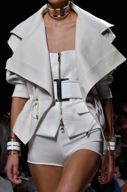 crosstheocean:  balmain spring 2015