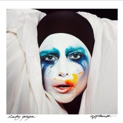 WATCH THE NEW #Applause Video HERE! http://youtu.be/pco91kroVgQ