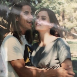 ioneskyefan: Anthony Kiedis and Ione Skye, Bronson Park 1988