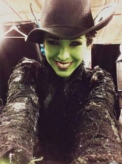 fdofiyero:  S-Elphie! Danna Paola as Elphaba from the Mexican