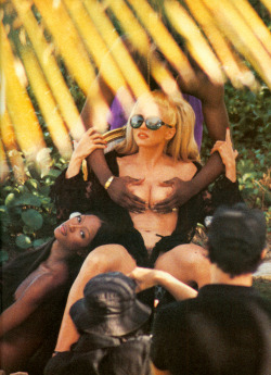 no23:  Madonna & Naomi Campbell in Focus Japan 1992, via.