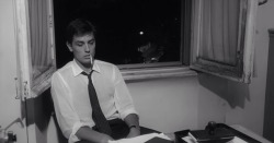 throughaglassdarkly1961:L’eclisse (Alain Delon, Micheangelo