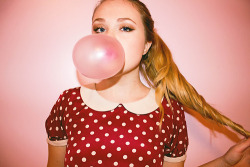 sweetcoco23:  bubblegum pink and polkadots - love it <3 