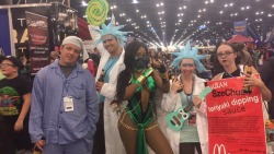 pussypotion:  so i was jade from mortal kombat for comicon 