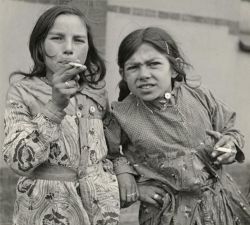  Herbert List GERMANY. Gypsies near Hamburg. 1935. 