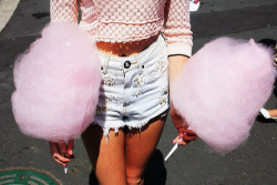 flihrty:  im actually not very fond of fairy floss but i love