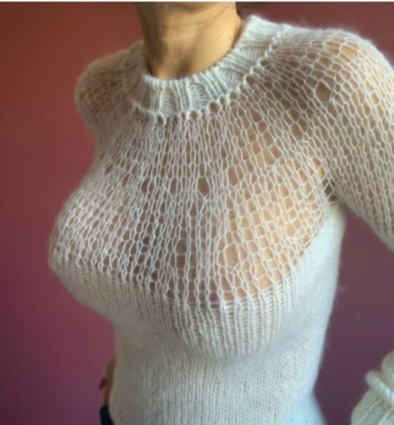 clairescornercafe:bimandi:clairescornercafe:azerty350:Sweater