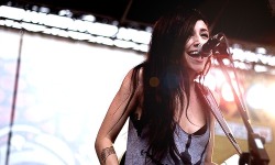 010412010912012513:  She’s even gorgeous when she’s singing.
