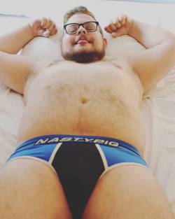 cesarcub:  danish-bearcub:  Happy tummy tuesday! 🐻 Here some