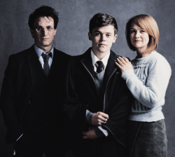 pottergerms: knockturnallley:  Harry, Albus, and Ginny Potter