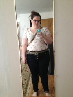 jackiebubbles:  New high waisted jeans from modcloth…need to