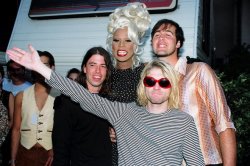 madsharald:  RuPaul, Dave Grohl, Krist Novoselic and Kurt Cobain