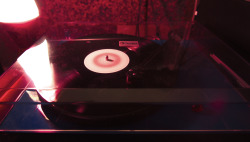 brentvallefuoco:  My new Pro-Ject Debut Turntable with an Ortofon