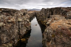  Iceland sits atop the Mid-Atlantic Ridge, the fault line where
