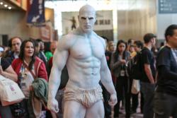 sixpenceee:  Prometheus Cosplay seen in New York Comic Con at